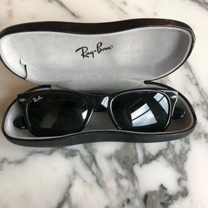 RAY BAN WAYFARER (small frame)